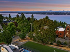 928 34th Avenue, Seattle WA 98122