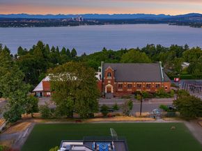 928 34th Avenue, Seattle WA 98122