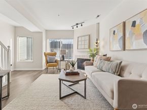 4808 NE Sunset Blvd B105, Renton WA 98059