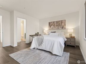 4808 NE Sunset Blvd B105, Renton WA 98059