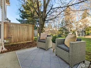 4808 NE Sunset Blvd B105, Renton WA 98059