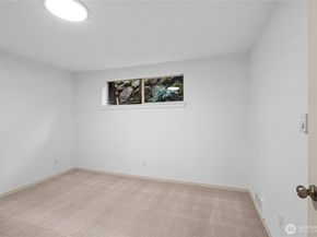 3834 175th Avenue NE 22, Redmond WA 98052