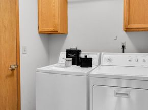 20310 Hollyhills Drive NE, Bothell WA 98011