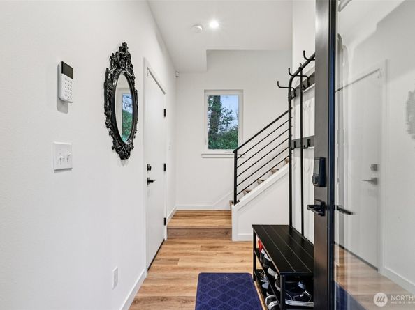 9302 Sturtevant Avenue S, Seattle WA 98118