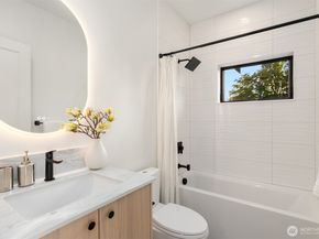 3832 32nd Avenue W, Seattle WA 98199