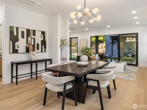 3832 32nd Avenue W, Seattle WA 98199