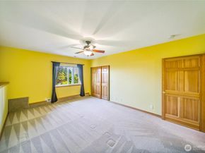 8151 E Seaview Drive, Port Orchard WA 98366