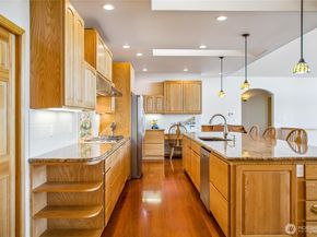 8151 E Seaview Drive, Port Orchard WA 98366