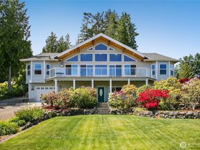 8151 E Seaview Drive, Port Orchard WA 98366