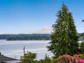 8151 E Seaview Drive, Port Orchard WA 98366