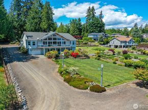 8151 E Seaview Drive, Port Orchard WA 98366