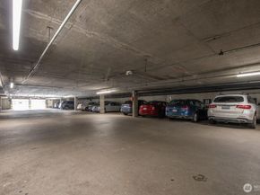 4540 8th Avenue NE 1605, Seattle WA 98105