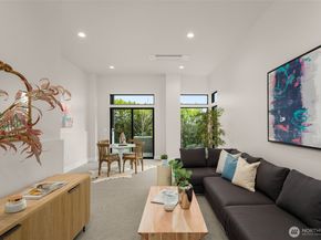 6038 50th Avenue NE A, Seattle WA 98115