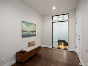 6038 50th Avenue NE A, Seattle WA 98115