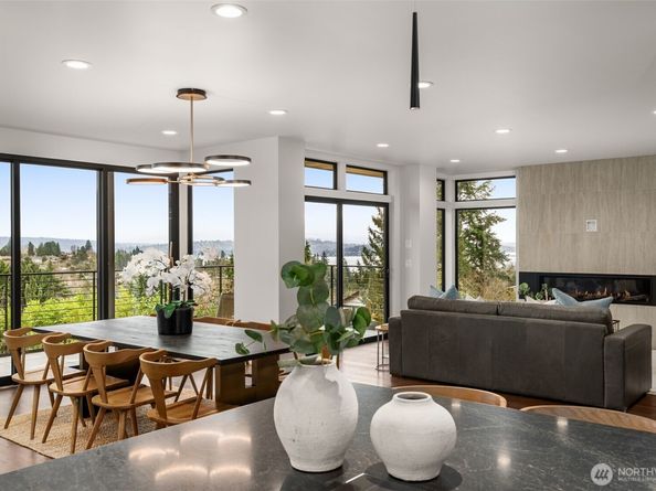 6038 50th Avenue NE A, Seattle WA 98115