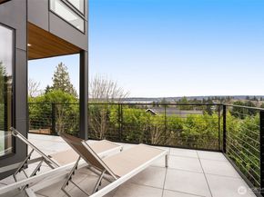 6038 50th Avenue NE A, Seattle WA 98115