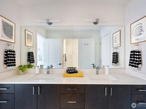 1117 34th Avenue B, Seattle WA 98122