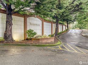 15805 Waynita Way NE D107, Bothell WA 98011