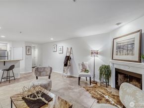 15805 Waynita Way NE D107, Bothell WA 98011