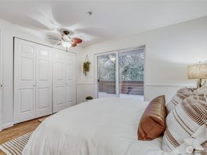 15805 Waynita Way NE D107, Bothell WA 98011