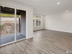 23442 Marinwood Circle NE 01612, Kingston WA 98346