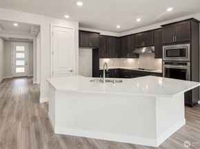 23442 Marinwood Circle NE 01612, Kingston WA 98346