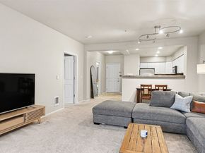 2244 132nd Ave SE B305, Bellevue WA 98005