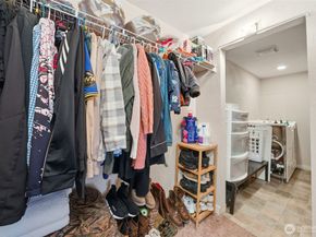 2012 S 332nd Street, Federal Way WA 98003