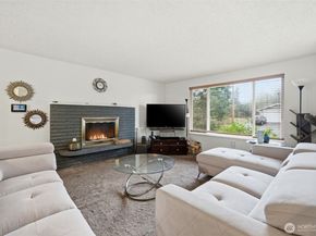 2012 S 332nd Street, Federal Way WA 98003