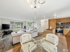 2012 S 332nd Street, Federal Way WA 98003