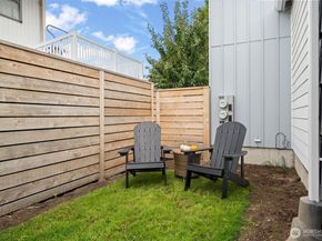 9728 57th Avenue S A, Seattle WA 98118