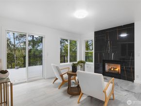 17431 NE 28th Street, Redmond WA 98052