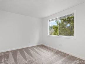 17431 NE 28th Street, Redmond WA 98052