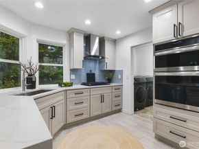 17431 NE 28th Street, Redmond WA 98052