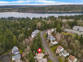 17431 NE 28th Street, Redmond WA 98052