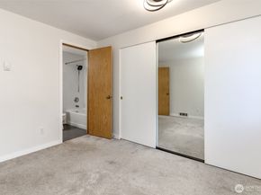 17311 119th LN SE J#3, Renton WA 98058