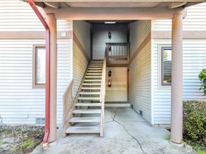 17311 119th LN SE J#3, Renton WA 98058