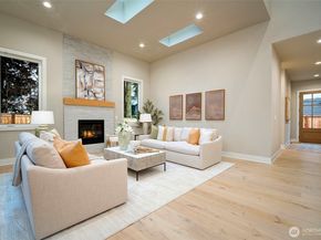 12819 NE 65th Lane, Kirkland WA 98033