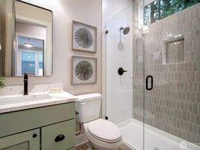 12819 NE 65th Lane, Kirkland WA 98033