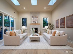 12819 NE 65th Lane, Kirkland WA 98033