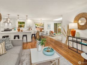 15812 196th Place NE, Woodinville WA 98077