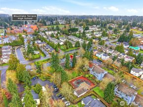 4122 212th Street SW A201, Mountlake Terrace WA 98043