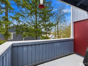 4122 212th Street SW A201, Mountlake Terrace WA 98043