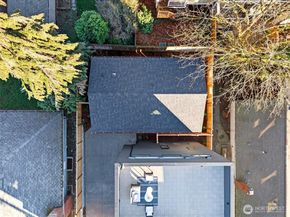 5516 25th Avenue NE, Seattle WA 98105