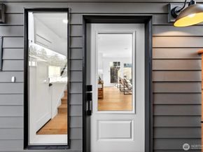 5516 25th Avenue NE, Seattle WA 98105