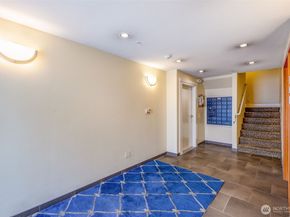 626 4th Avenue W 104, Seattle WA 98119