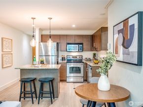 626 4th Avenue W 104, Seattle WA 98119