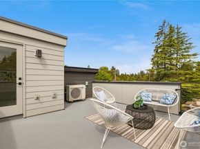 1911 C N 120th Street, Seattle WA 98133