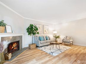 10401 NE 32nd Place A101, Bellevue WA 98004