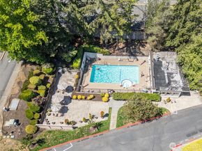 10401 NE 32nd Place A101, Bellevue WA 98004